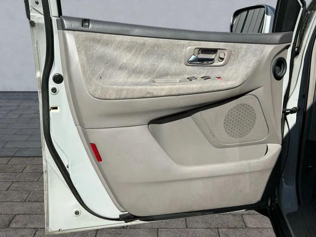 used 2001 Honda Odyssey car, priced at $8,471