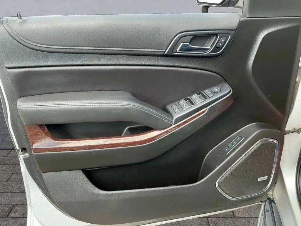 used 2019 GMC Yukon car, priced at $29,971