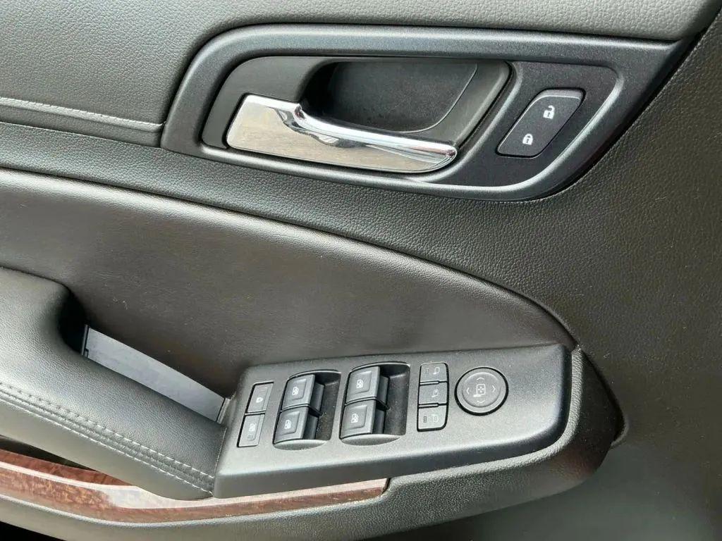 used 2019 GMC Yukon car, priced at $29,971