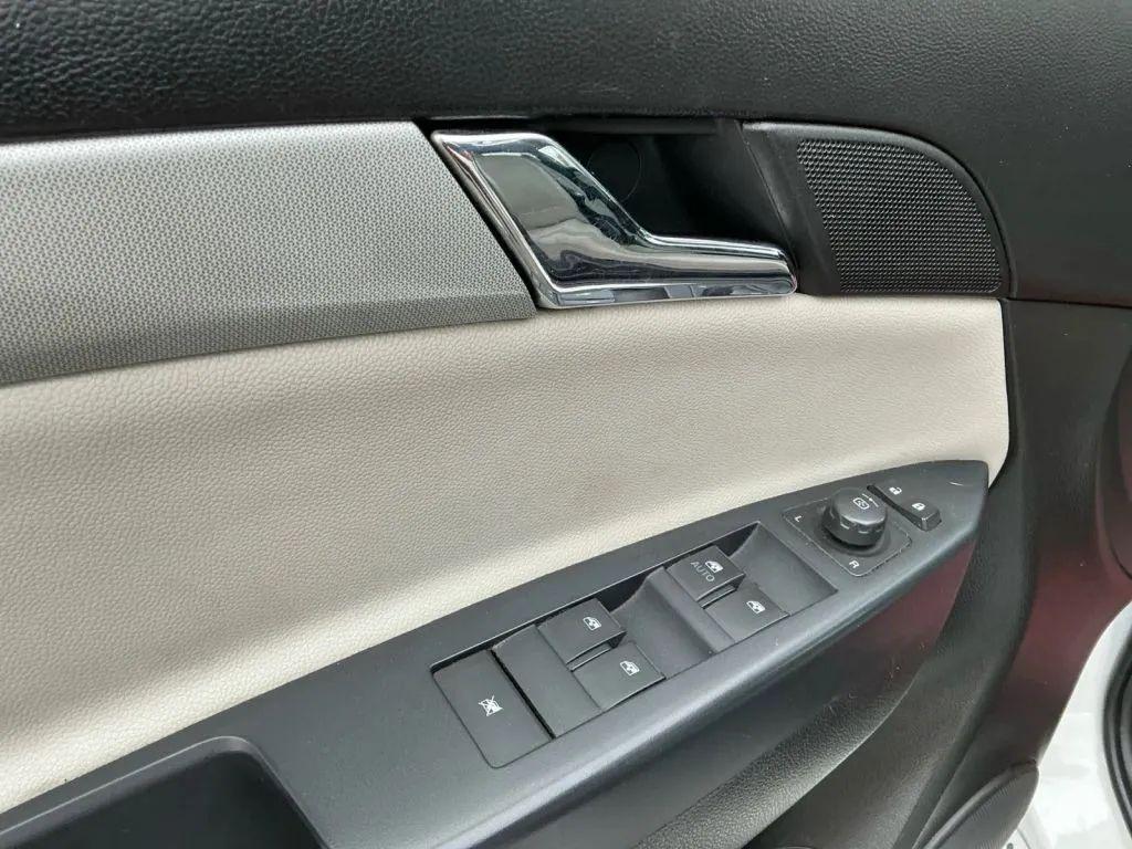 used 2012 Chevrolet Captiva Sport car, priced at $8,984