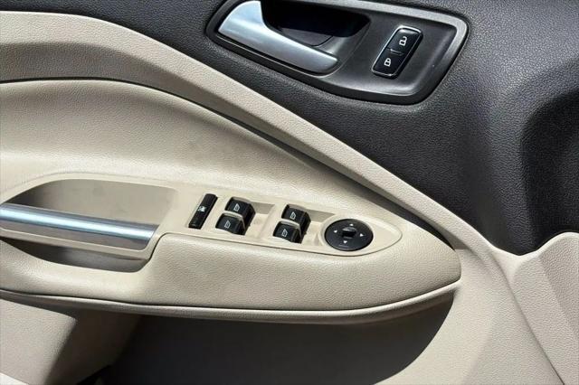 used 2015 Ford Escape car, priced at $10,984
