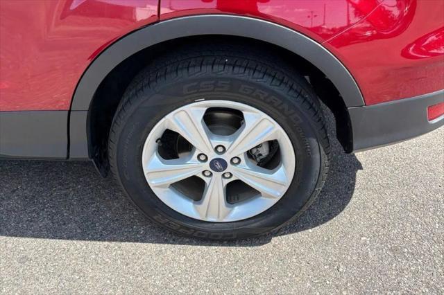 used 2015 Ford Escape car, priced at $10,984