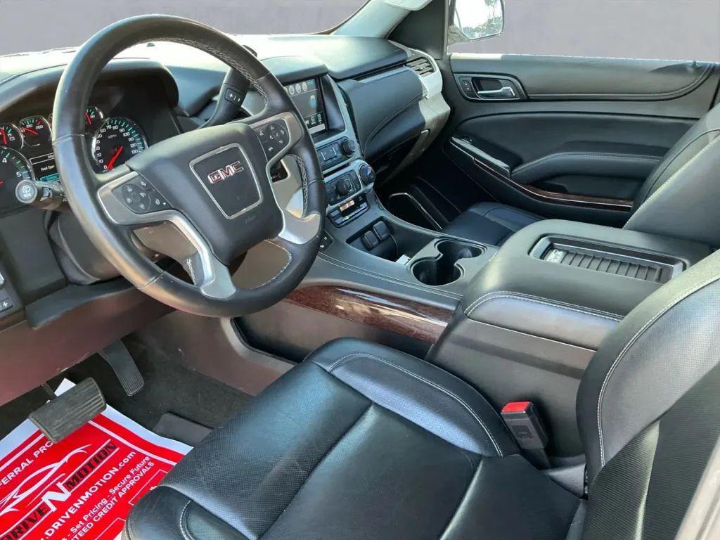 used 2017 GMC Yukon car, priced at $25,984
