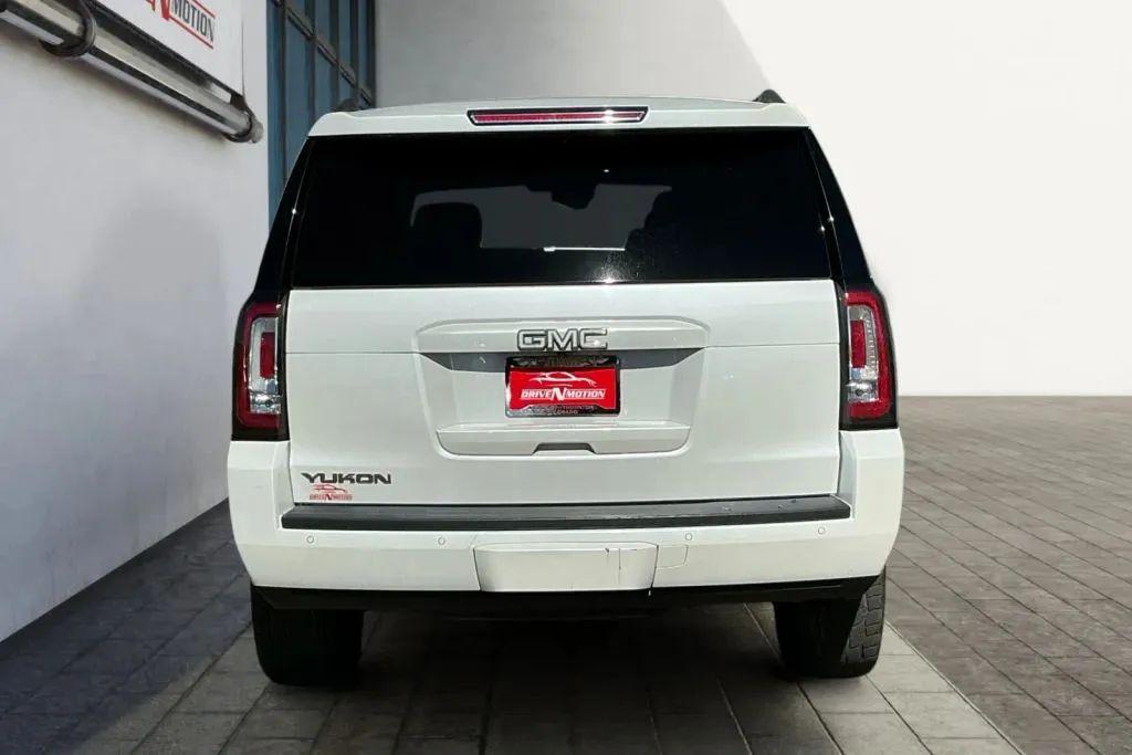 used 2017 GMC Yukon car, priced at $25,984