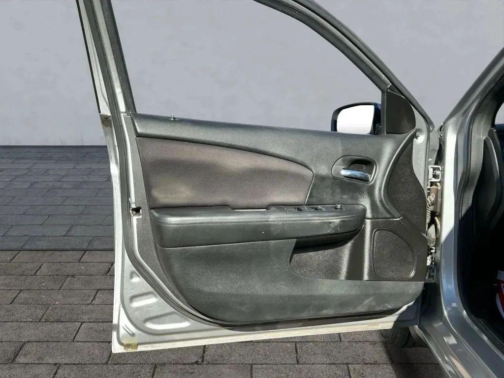 used 2014 Chrysler 200 car, priced at $8,484