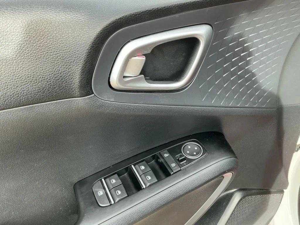 used 2020 Kia Soul car, priced at $16,984