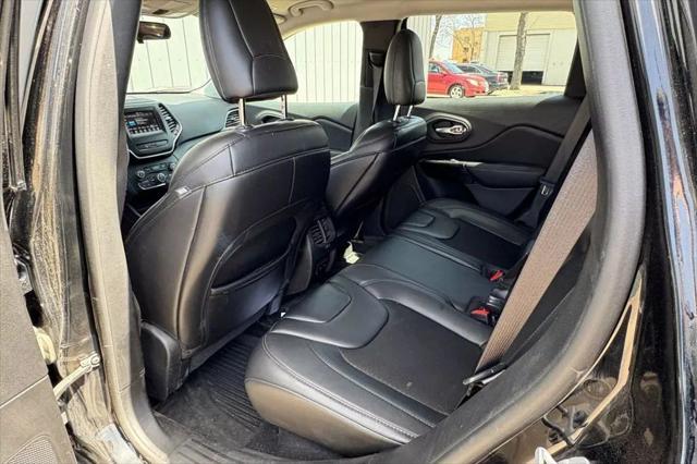 used 2019 Jeep Cherokee car, priced at $17,984