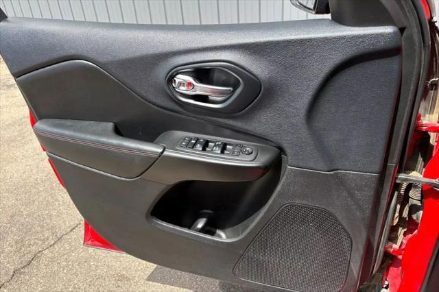 used 2019 Jeep Cherokee car, priced at $18,484