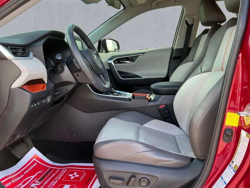 used 2019 Toyota RAV4 car, priced at $24,484