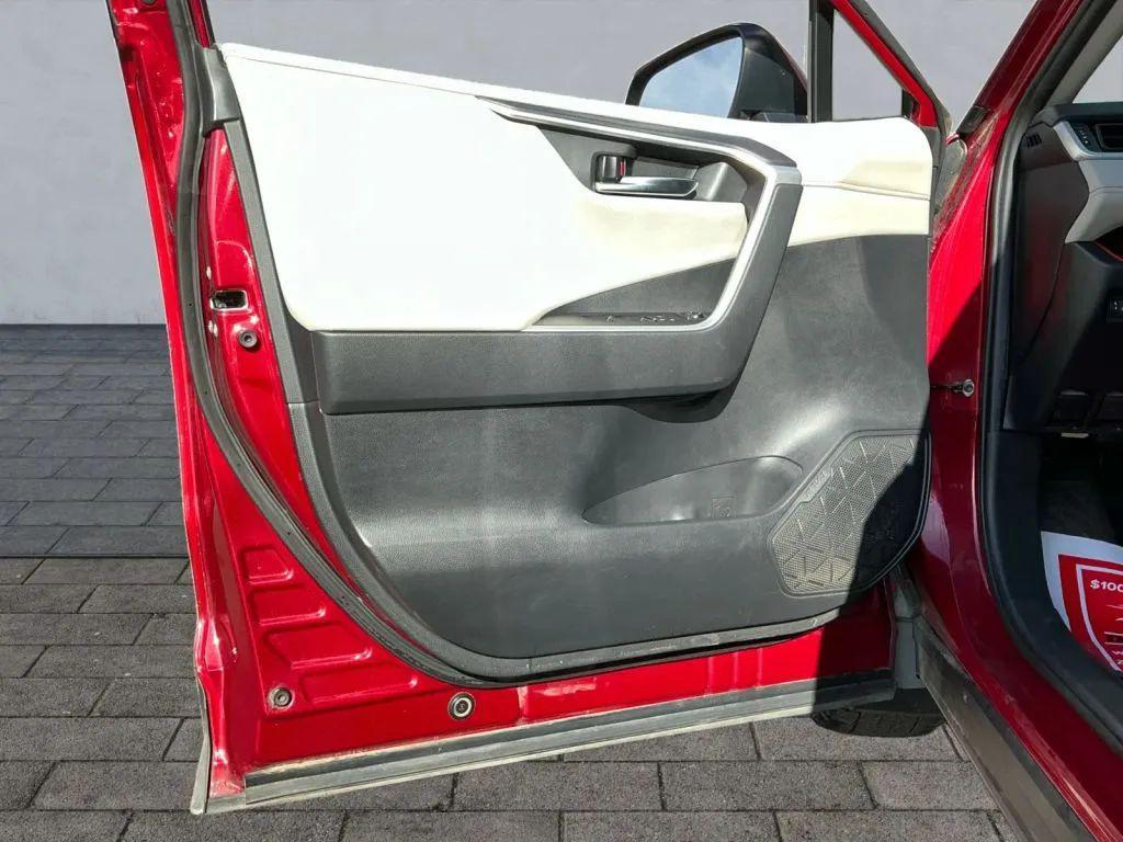 used 2019 Toyota RAV4 car, priced at $24,484