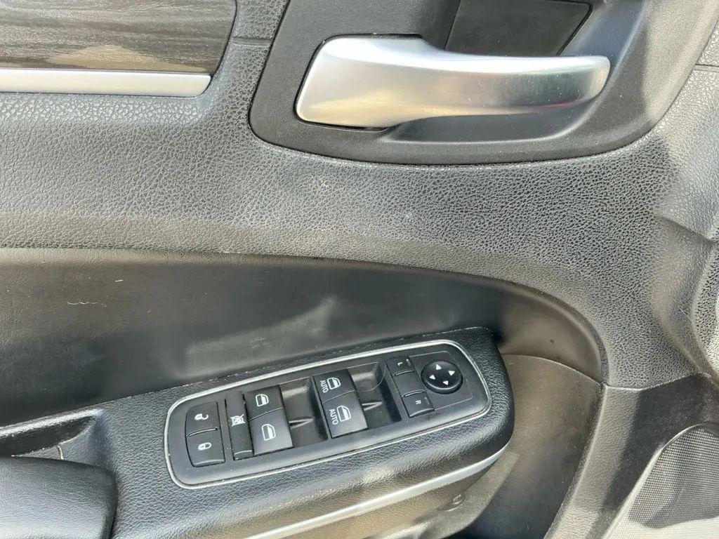 used 2020 Chrysler 300 car, priced at $17,984