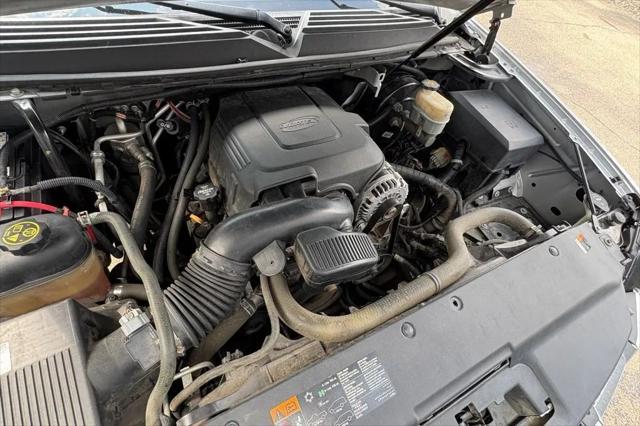 used 2013 Cadillac Escalade car, priced at $16,984