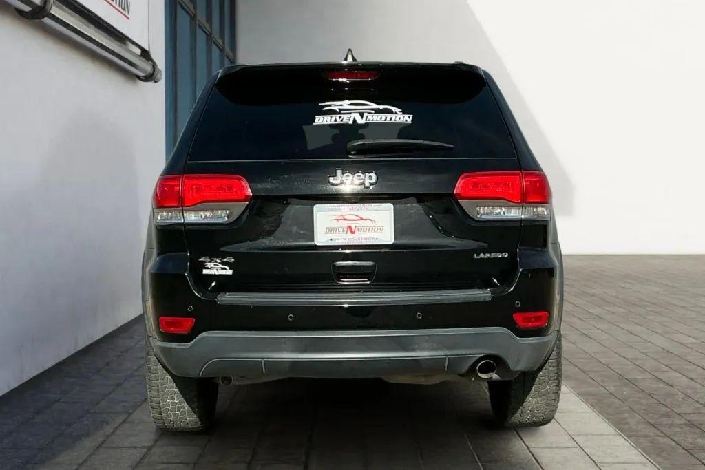 used 2017 Jeep Grand Cherokee car, priced at $11,984