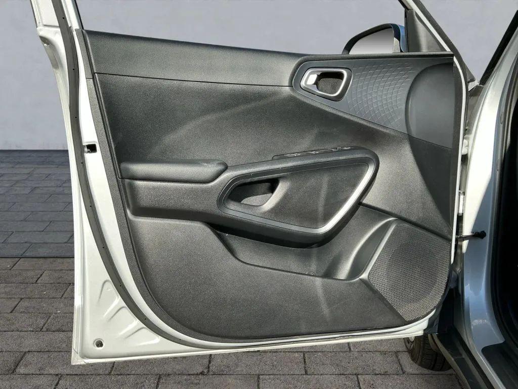 used 2021 Kia Soul car, priced at $18,984