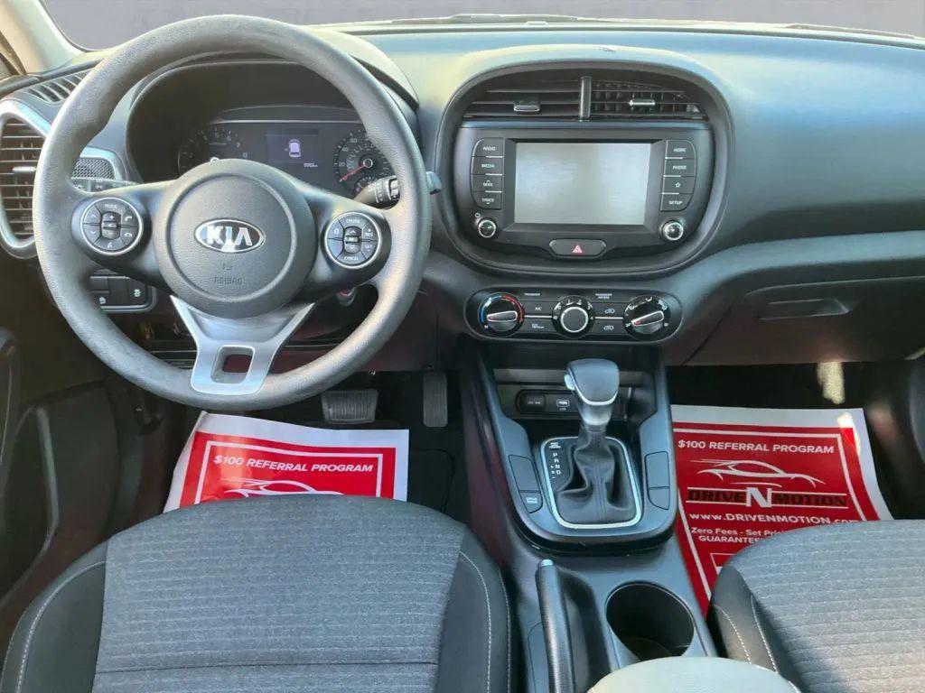 used 2021 Kia Soul car, priced at $18,984