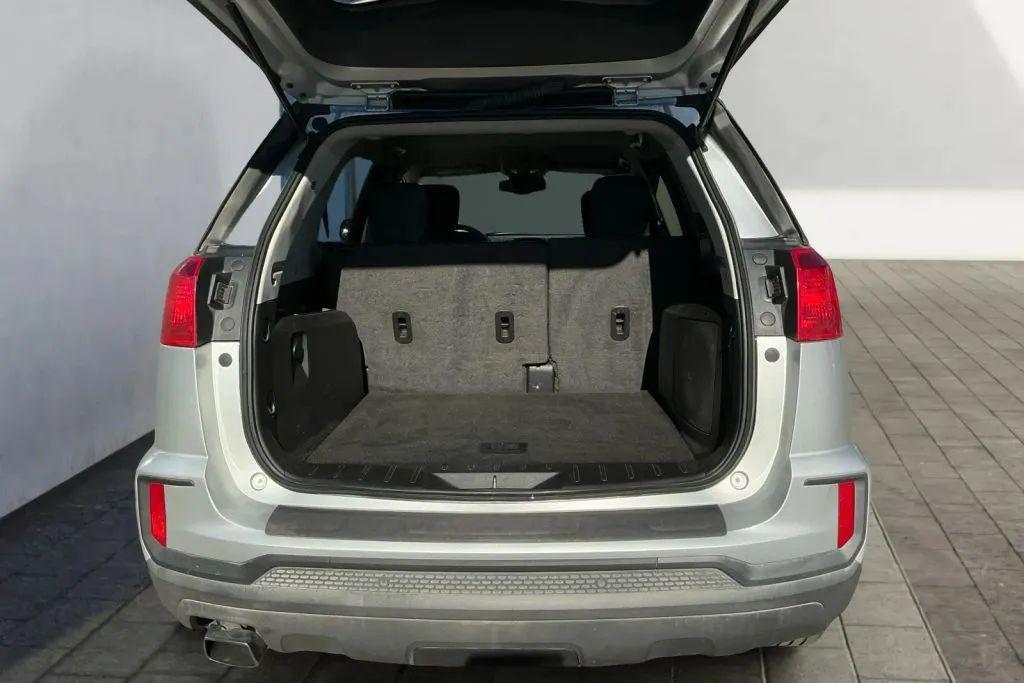 used 2017 GMC Terrain car, priced at $10,984