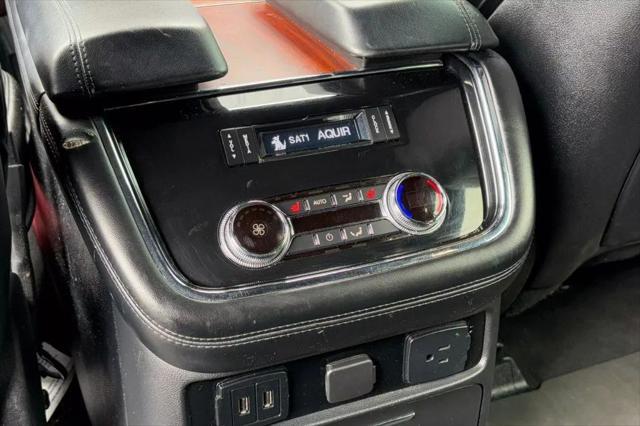 used 2020 Lincoln Navigator car, priced at $34,984
