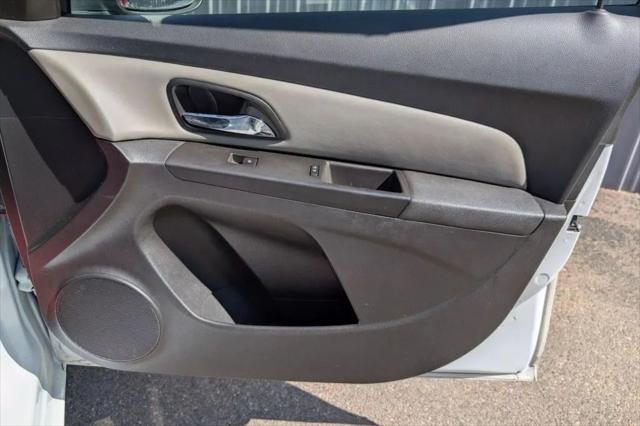 used 2016 Chevrolet Cruze Limited car, priced at $8,984