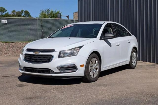 used 2016 Chevrolet Cruze Limited car, priced at $8,984