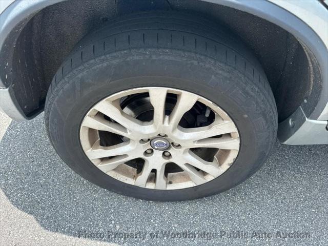 used 2014 Volvo XC90 car, priced at $3,950
