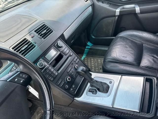 used 2014 Volvo XC90 car, priced at $3,950