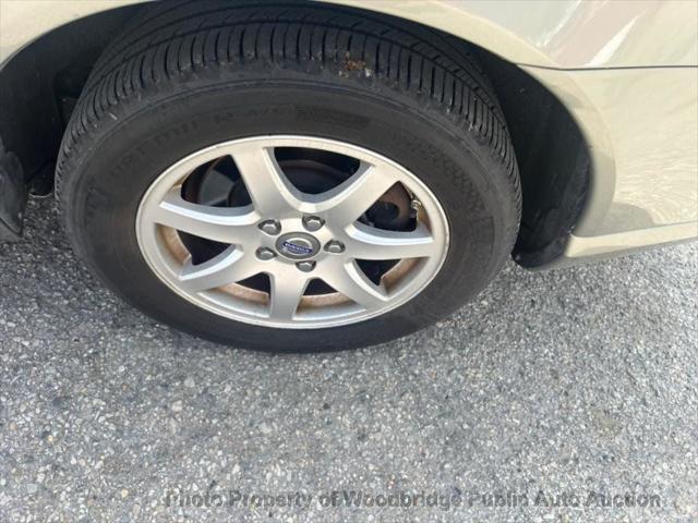 used 2008 Volvo V70 car, priced at $2,950