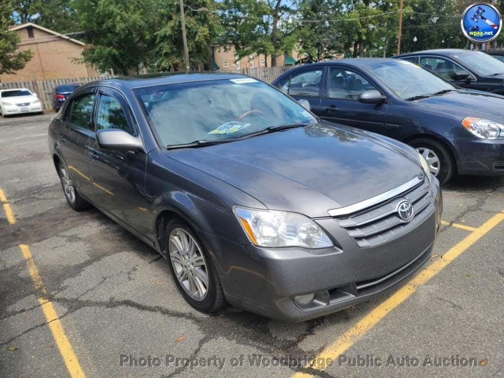 used 2005 Toyota Avalon car, priced at $2,250