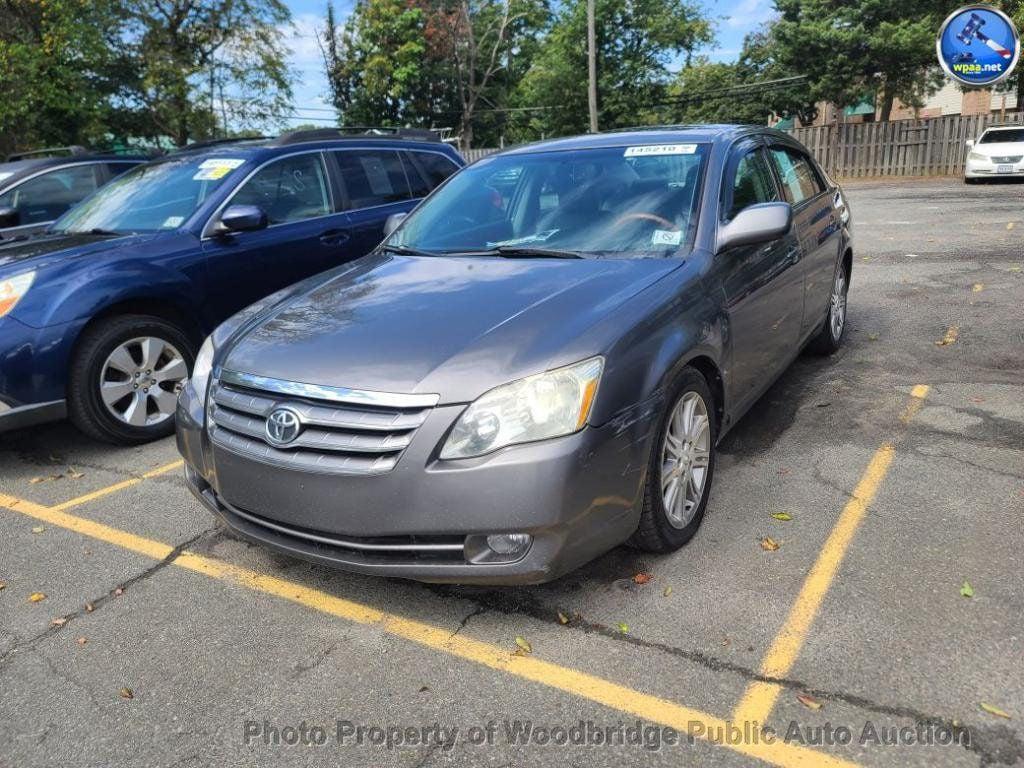 used 2005 Toyota Avalon car, priced at $2,250