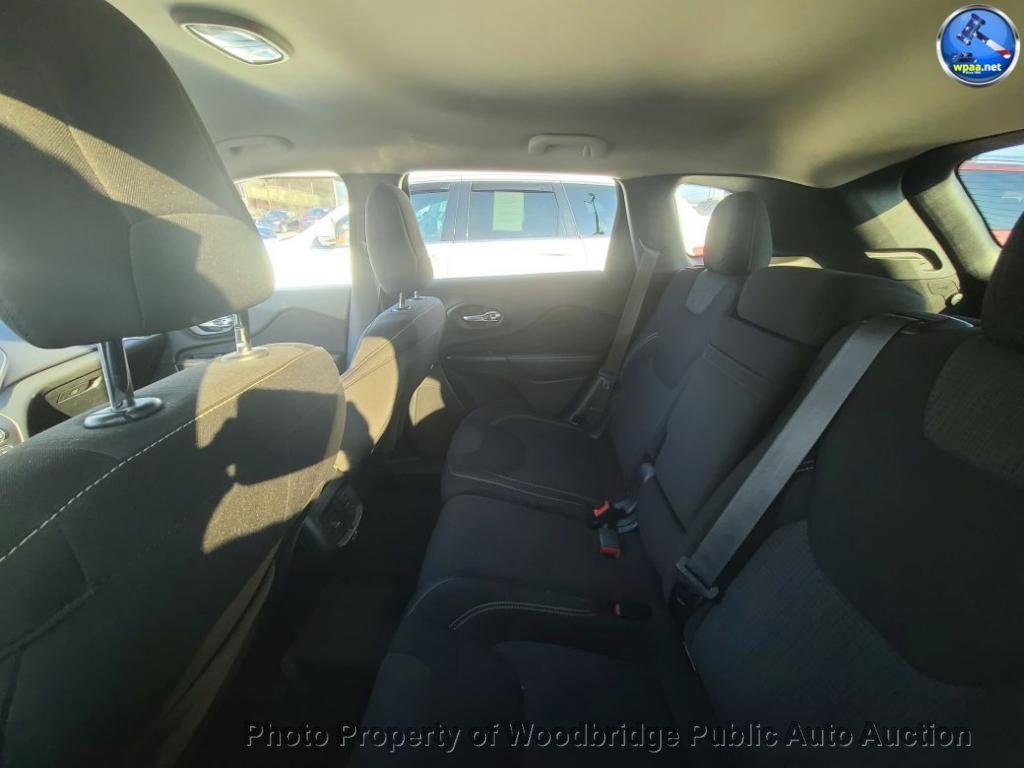 used 2015 Jeep Cherokee car, priced at $9,950