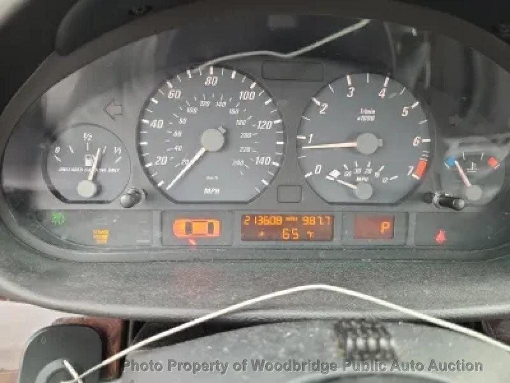 used 2005 BMW 325 car, priced at $2,950