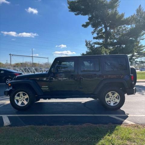 used 2015 Jeep Wrangler Unlimited car, priced at $11,450