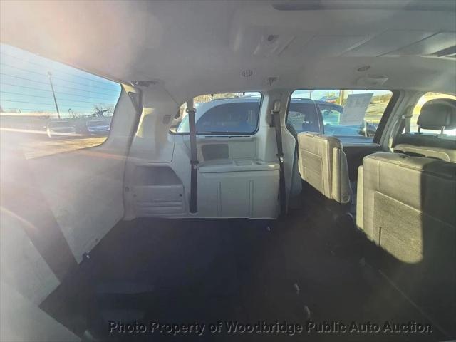 used 2015 Chrysler Town & Country car, priced at $8,950