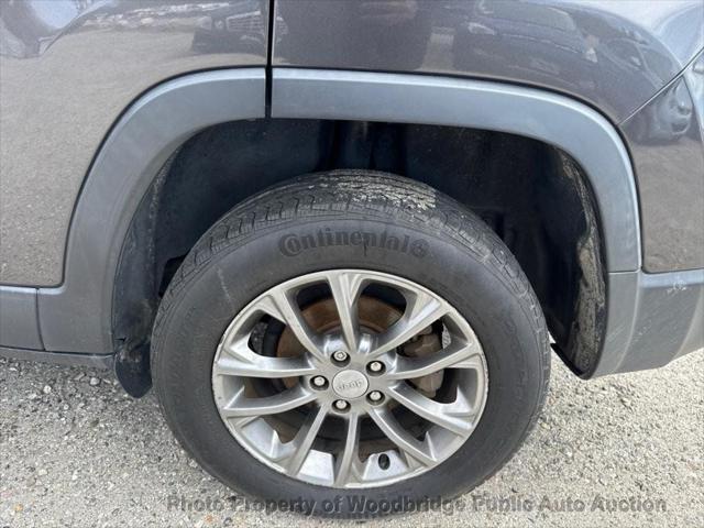 used 2019 Jeep Cherokee car, priced at $9,500