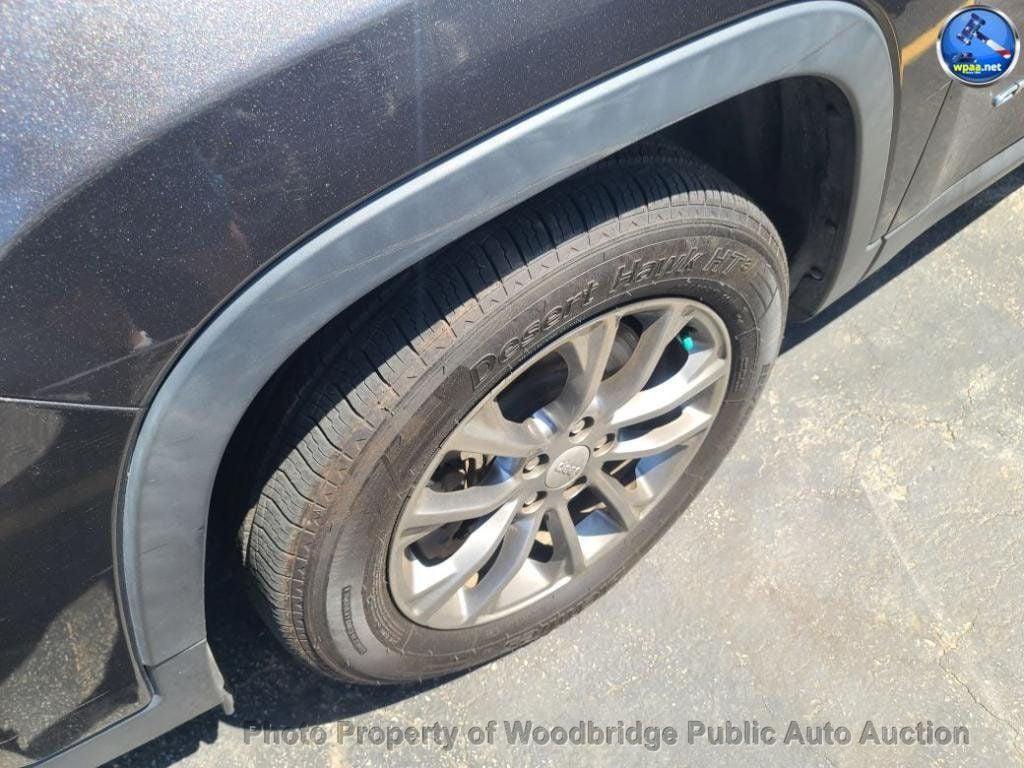 used 2019 Jeep Cherokee car, priced at $8,450
