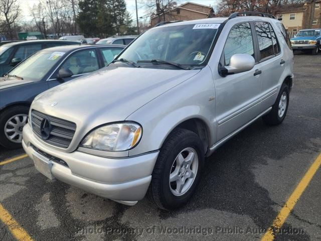 used 2000 Mercedes-Benz M-Class car, priced at $1,950