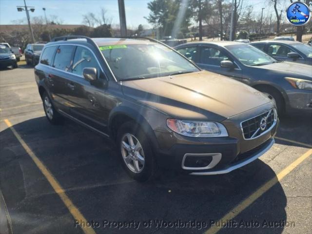 used 2013 Volvo XC70 car, priced at $8,550