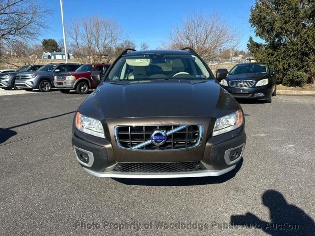 used 2013 Volvo XC70 car, priced at $8,550