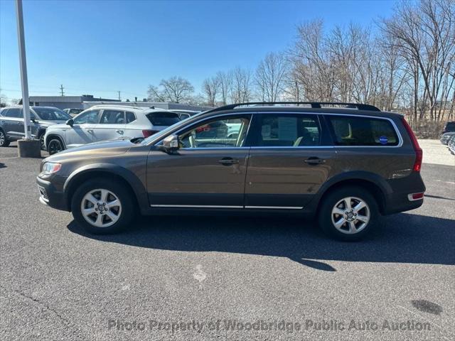 used 2013 Volvo XC70 car, priced at $8,550