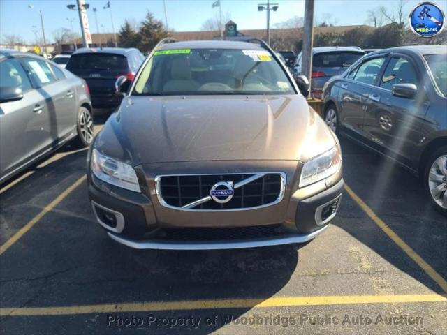 used 2013 Volvo XC70 car, priced at $8,550