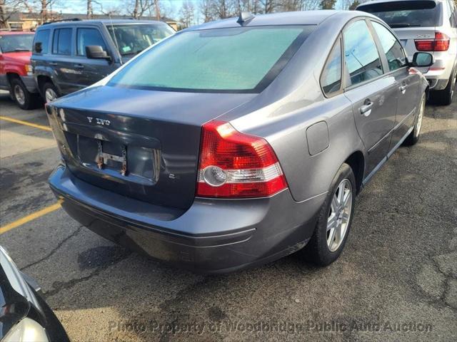 used 2007 Volvo S40 car, priced at $3,250