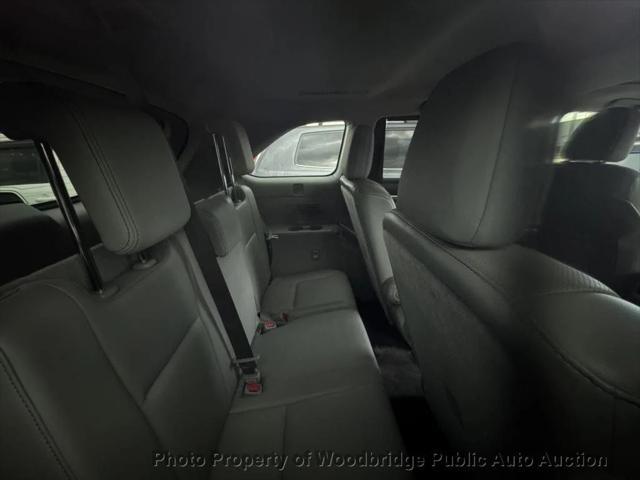 used 2015 Toyota Highlander car, priced at $15,950