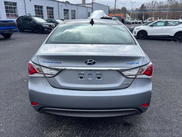 used 2015 Hyundai Sonata Hybrid car, priced at $6,550