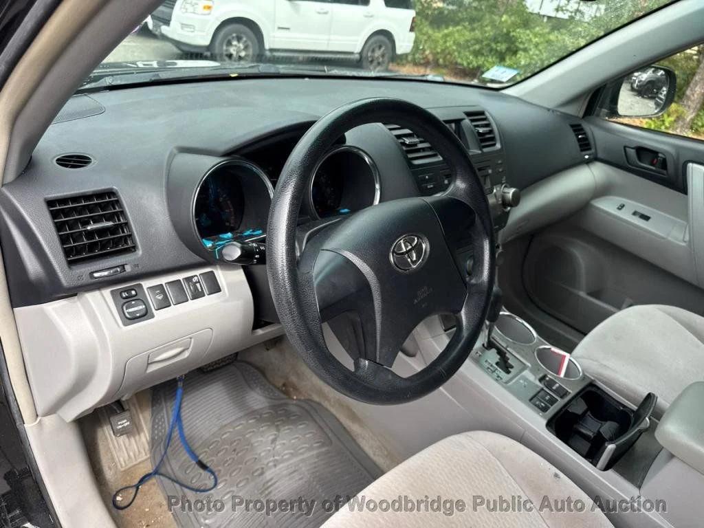 used 2008 Toyota Highlander car, priced at $6,450