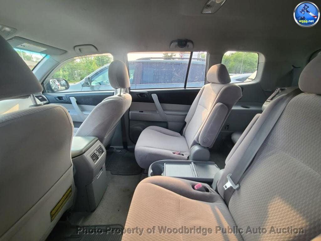 used 2008 Toyota Highlander car, priced at $5,950