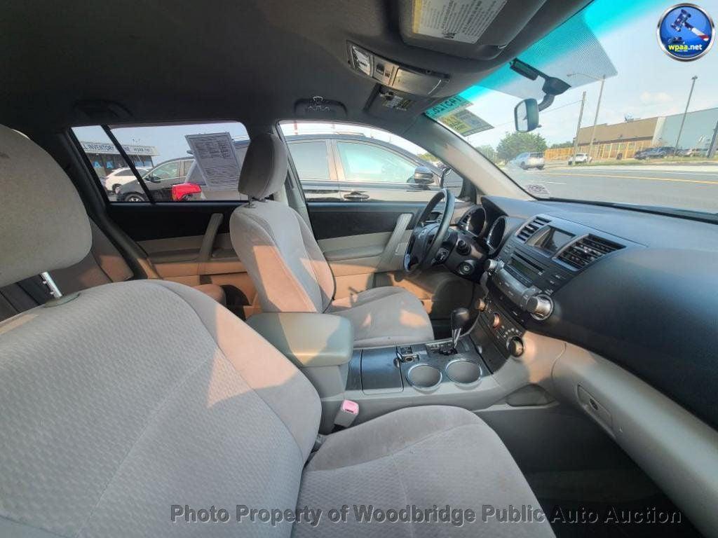 used 2008 Toyota Highlander car, priced at $5,950