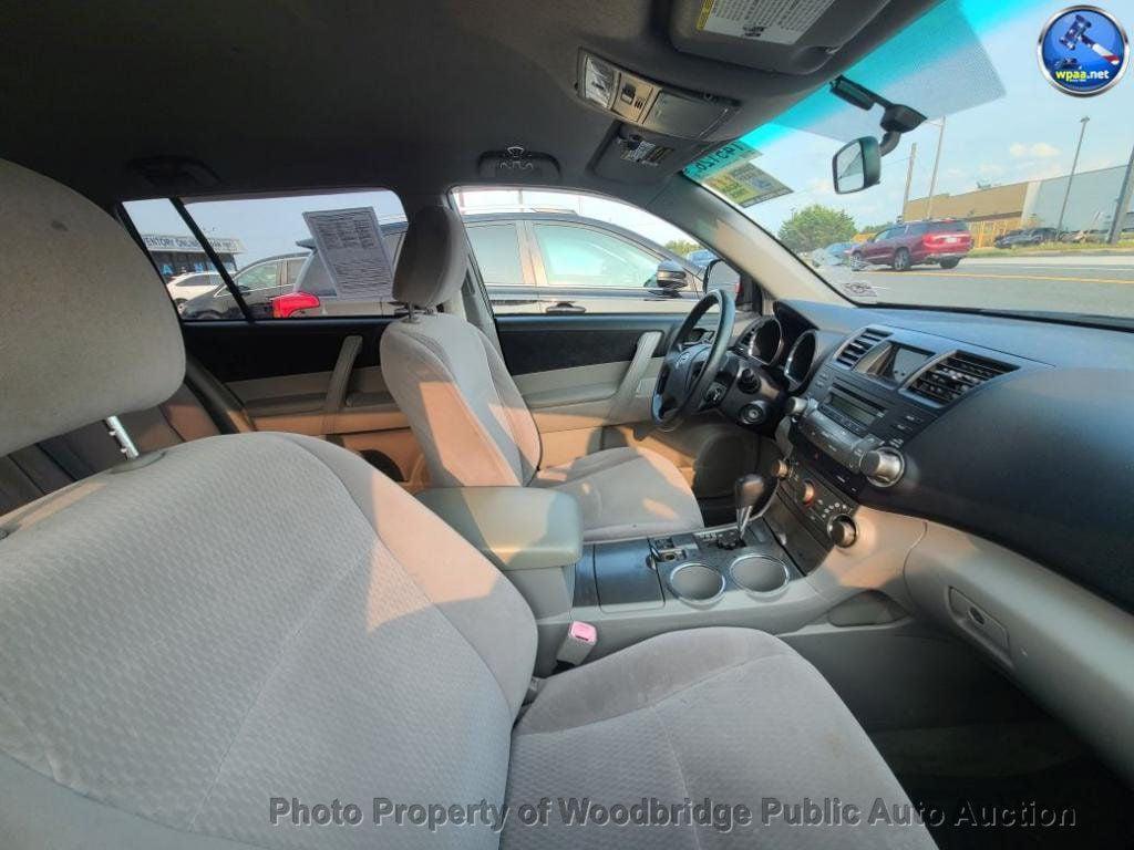 used 2008 Toyota Highlander car, priced at $5,950