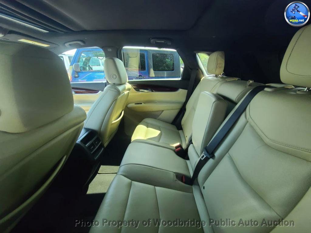 used 2017 Cadillac XT5 car, priced at $10,950