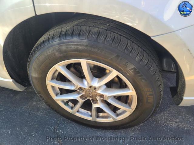 used 2009 Audi Q5 car, priced at $4,750