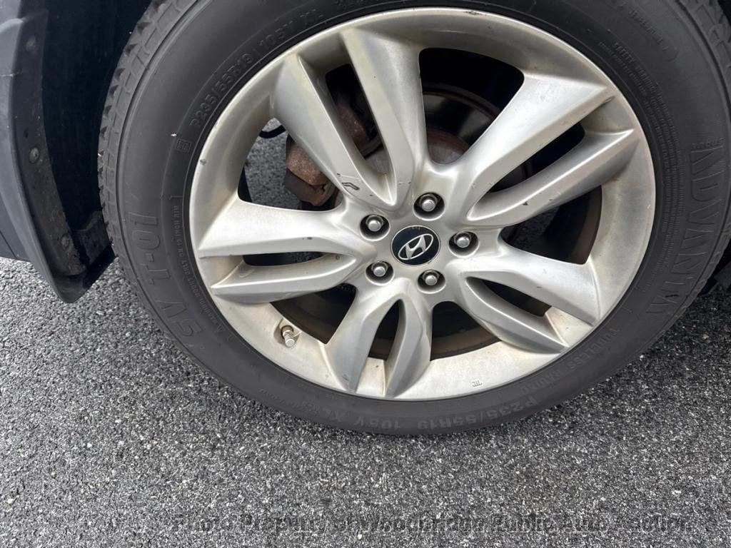 used 2013 Hyundai Santa Fe car, priced at $6,950