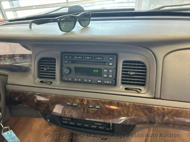 used 2010 Mercury Grand Marquis car, priced at $2,950